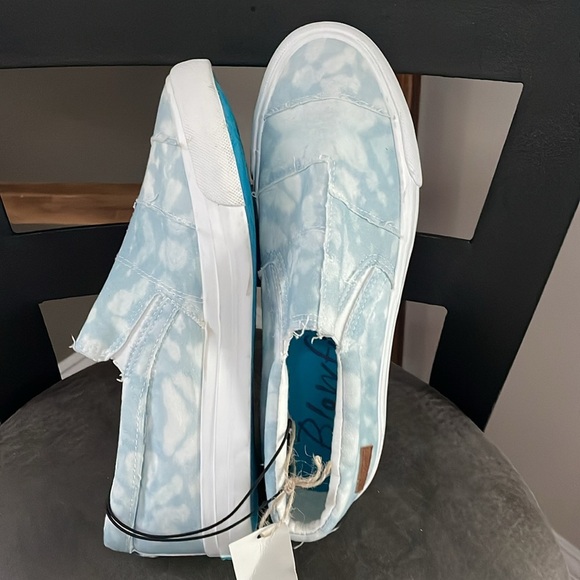 NWT MADDOX SKYHD BLOWFISH SNEAKERS - Picture 4 of 8